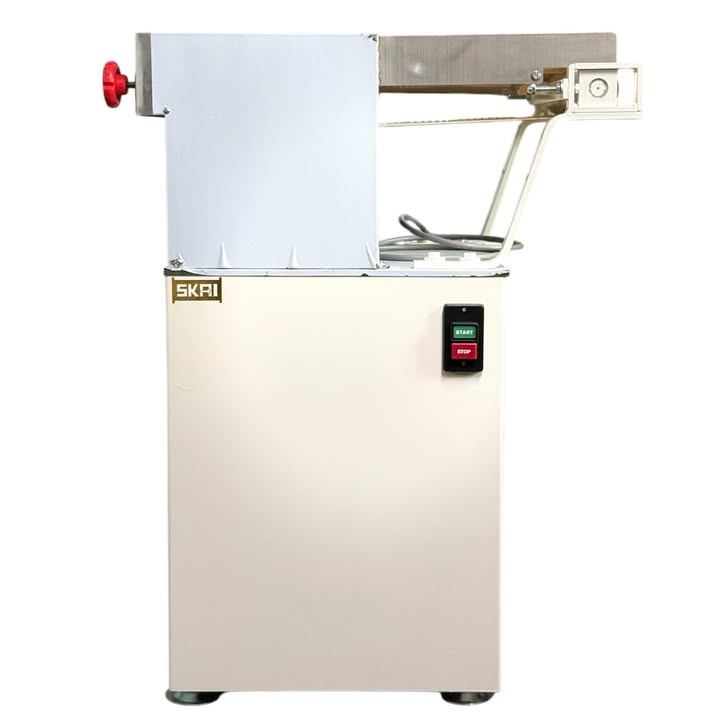SK-203輸送帶式進料壓麵機